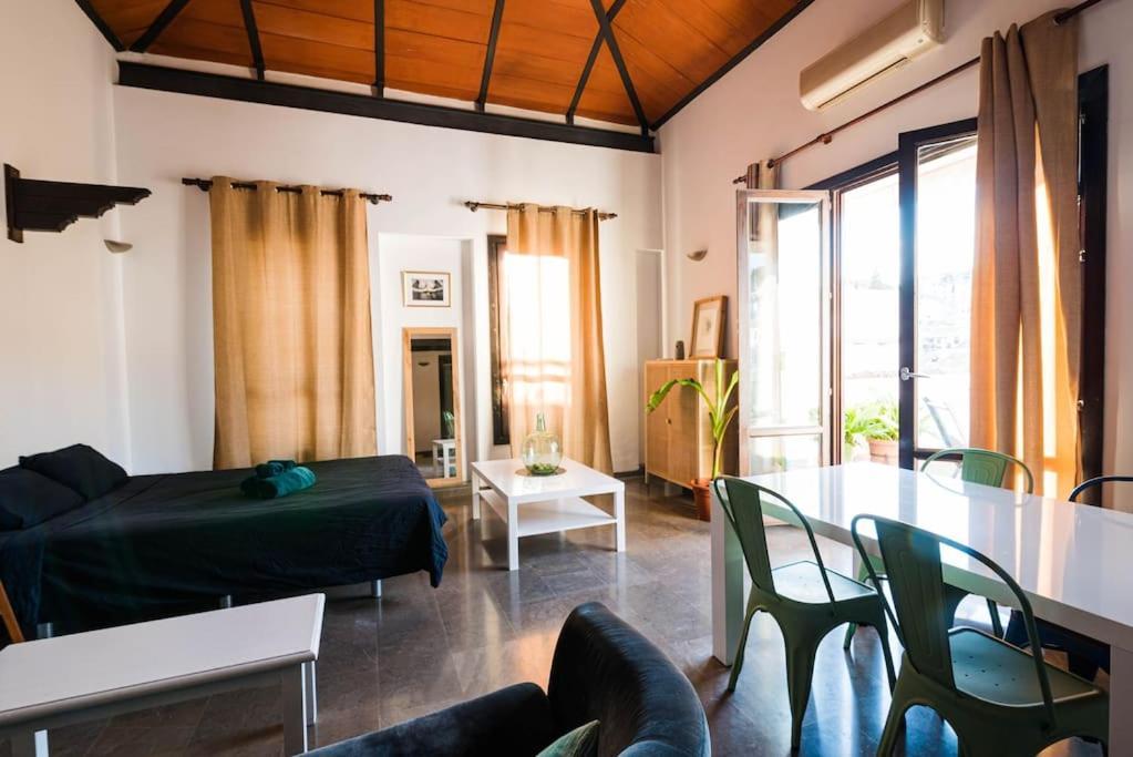 Appartamento Cosy Loft With Amazing Terrace & Spectacular Views Granada Esterno foto